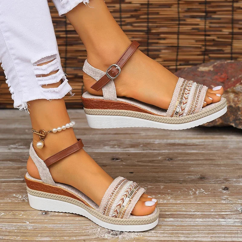 LenteStralen Braided Sandals