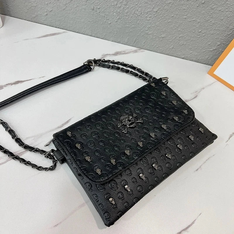 LuxeElegance Vintage Borsa a Tracolla con Borchie