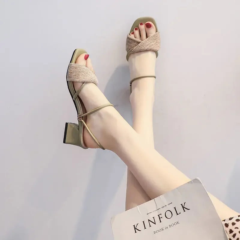 Chic Light Block Heel Sandals