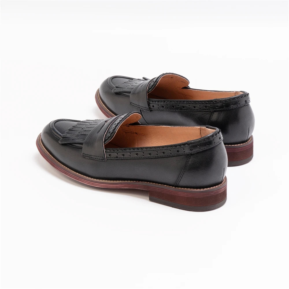 Oxford Sneakers by BelleMode
