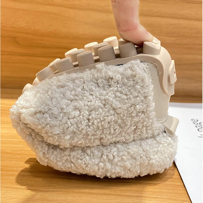 Luna Fluffy Slipper Shoes: Ultimate comfort for your feet!
