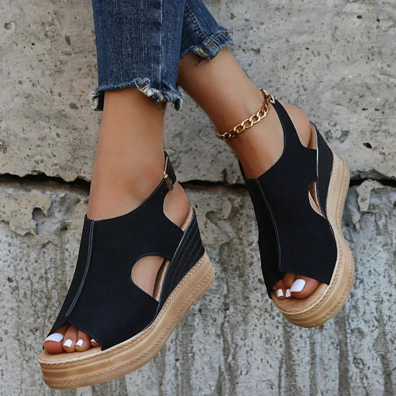 Velanora- Orthopedic wedge heels for the summer