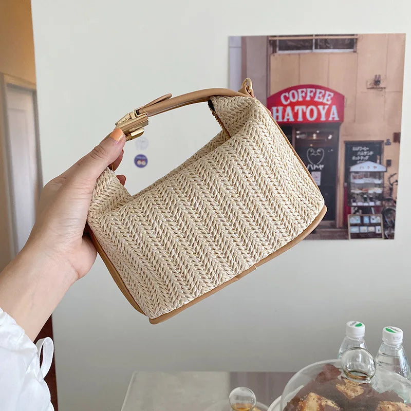 Charme von CocoStijl: Stro Crossbody Tasche