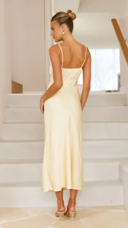 Sabine | Elegant met riemen en gekruiste terug Rob