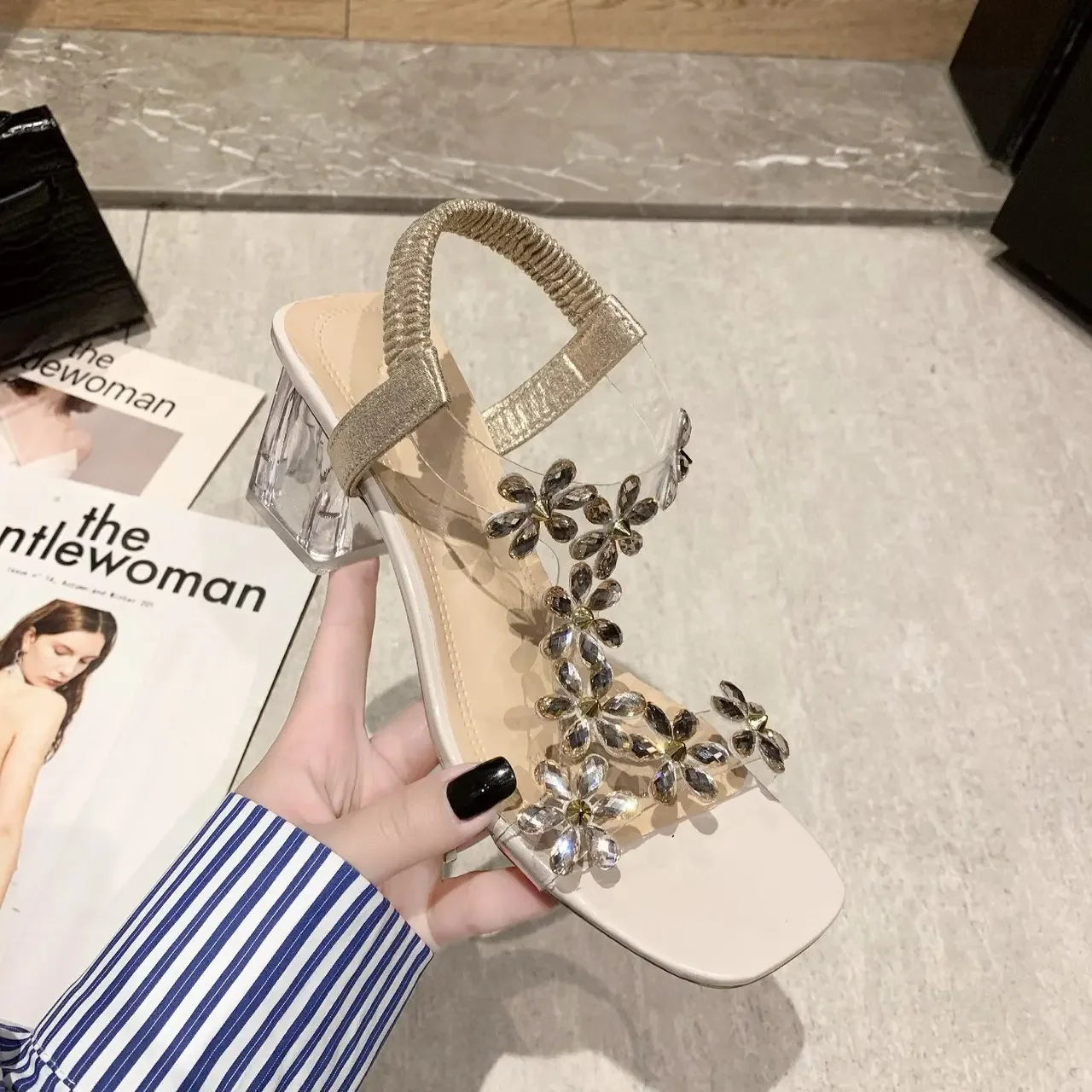 DivaGlow Blumen Strass Sandalen