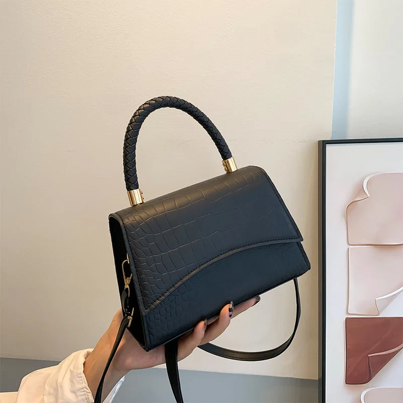 Aurelia Elegance Shoulder Bag