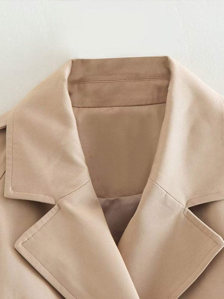 Trench corto beige