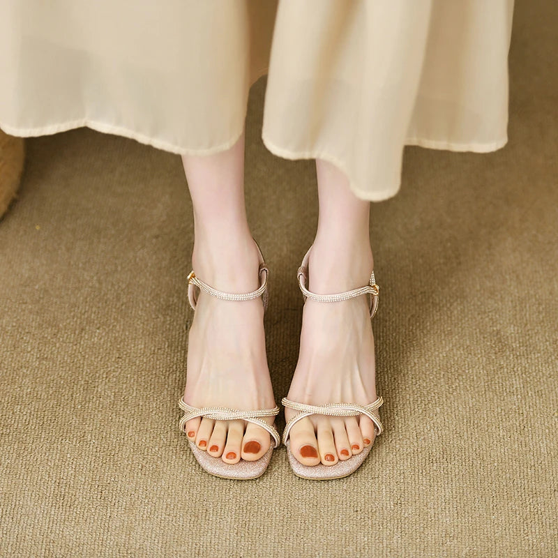 Bridal sandals from GlamourWaves