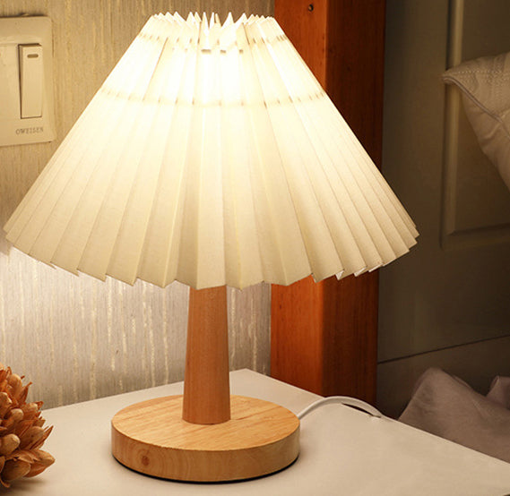 Lampada da tavolo LED scandinava