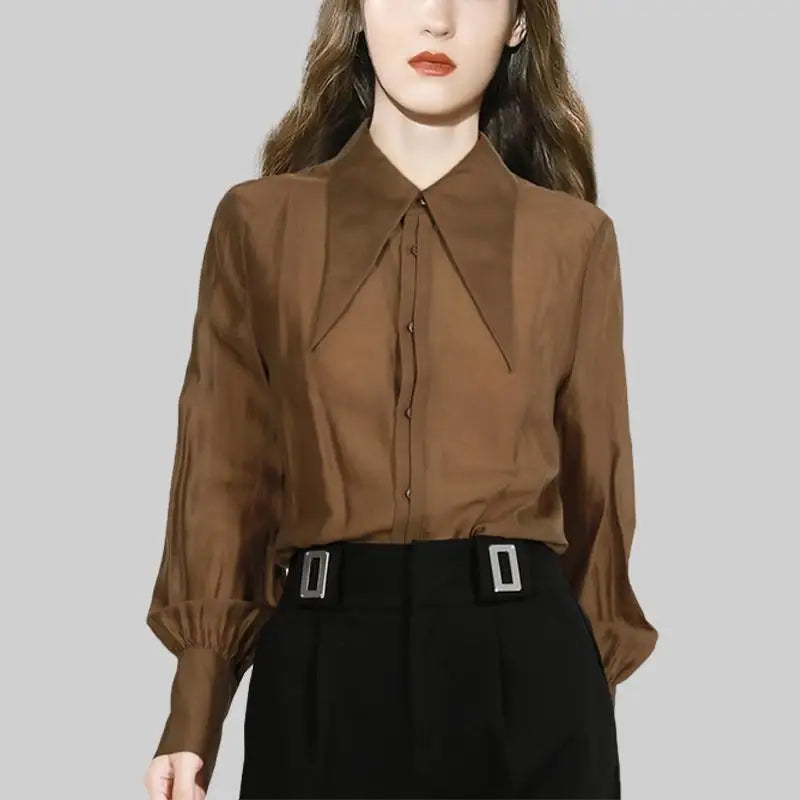 Etoile Élégante Kaffeebluse