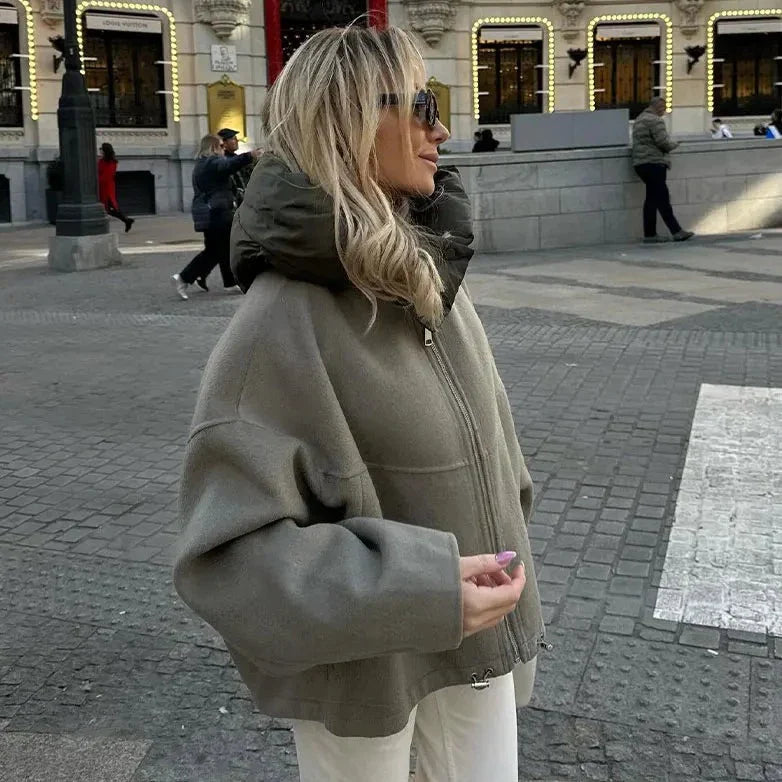 Casual Loose | Giacca con Cappuccio da Donna | Vestibilità Comoda e Rilassata