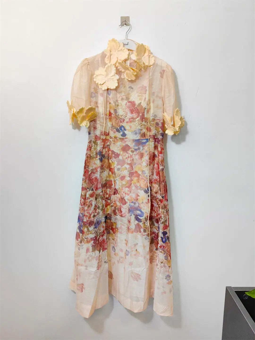 LunaModa Betörendes Sommerkleid mit großem Saum