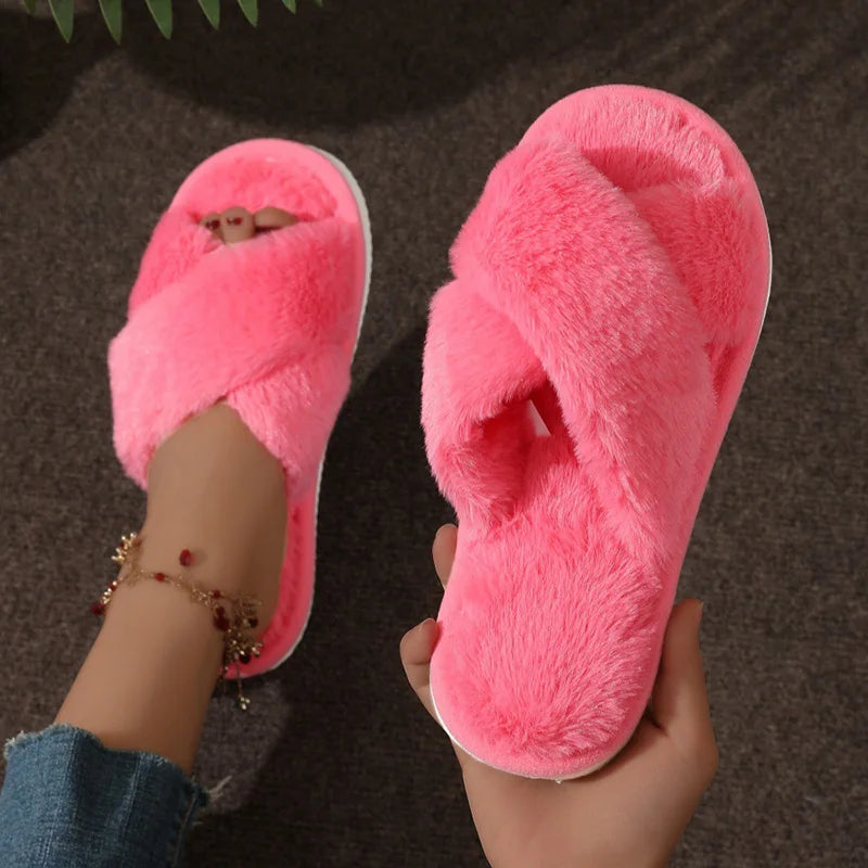 Silvia | Cross-Design pantoffels met antislip binnenzool, comfortabel en ademend