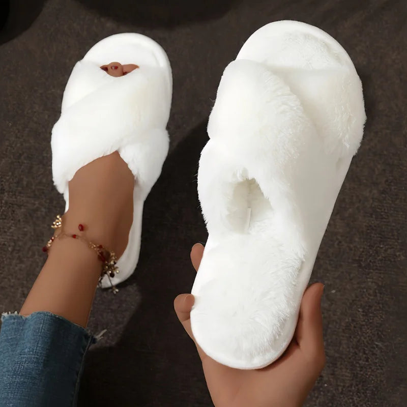 Silvia | Cross-Design pantoffels met antislip binnenzool, comfortabel en ademend