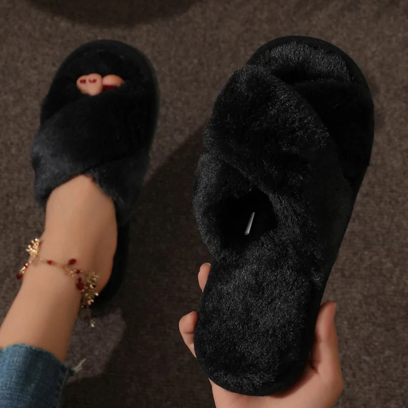 Silvia | Cross-Design pantoffels met antislip binnenzool, comfortabel en ademend