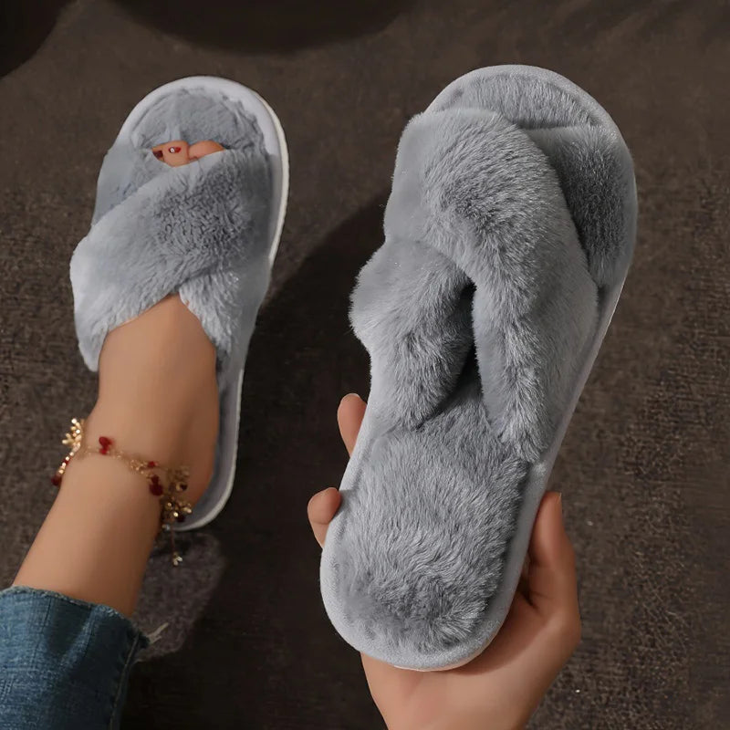Silvia | Cross-Design pantoffels met antislip binnenzool, comfortabel en ademend