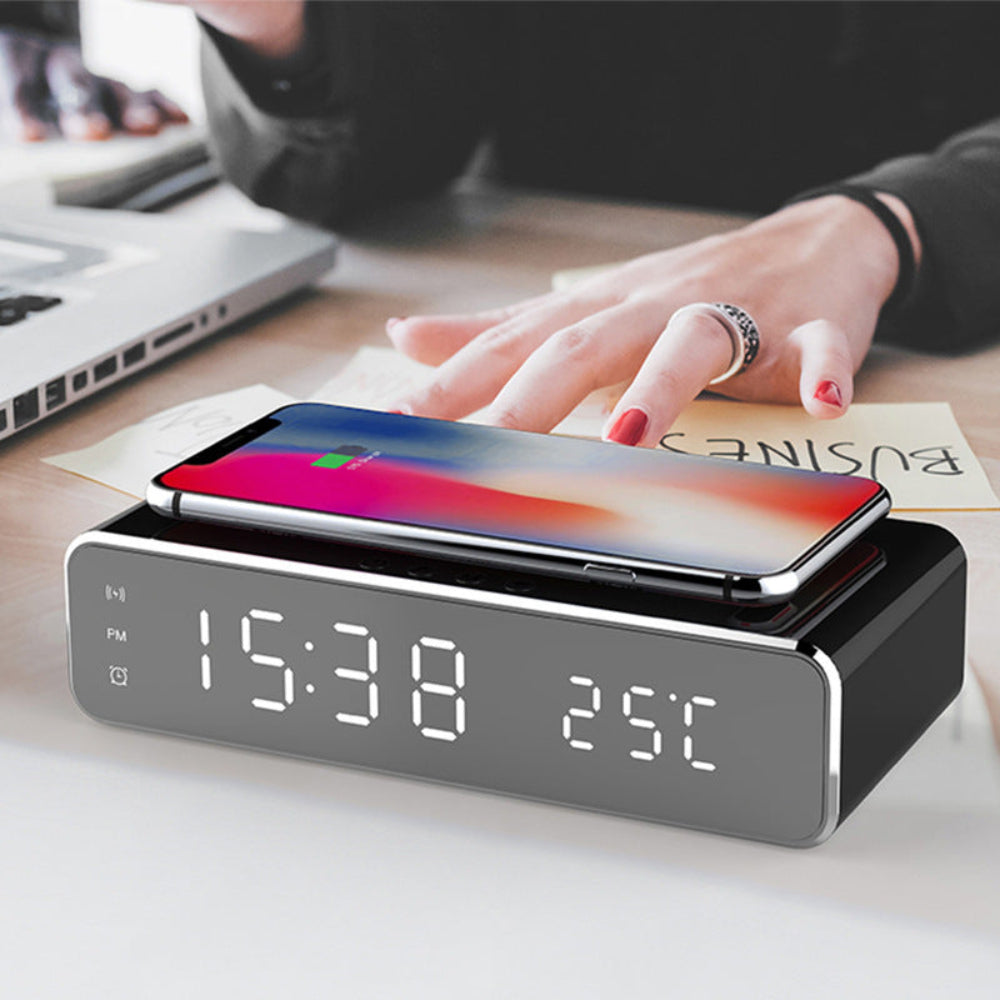 Sveglia Digitale Intelligente con Caricatore Wireless