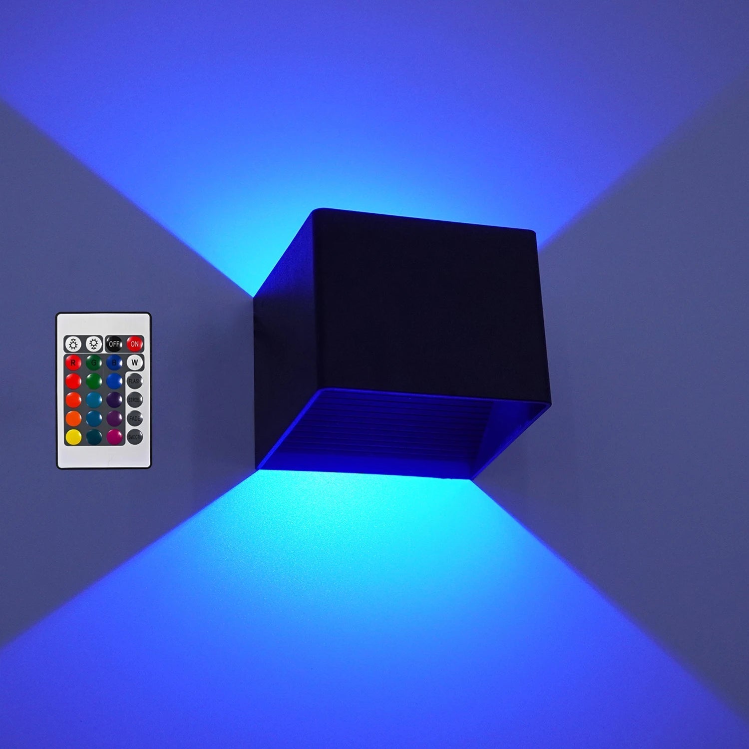 Lampada da parete LED intelligente con spina