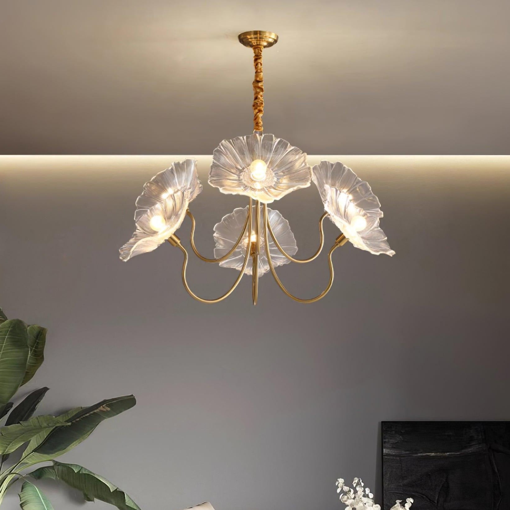 Solesta | Chandelier | Flower design