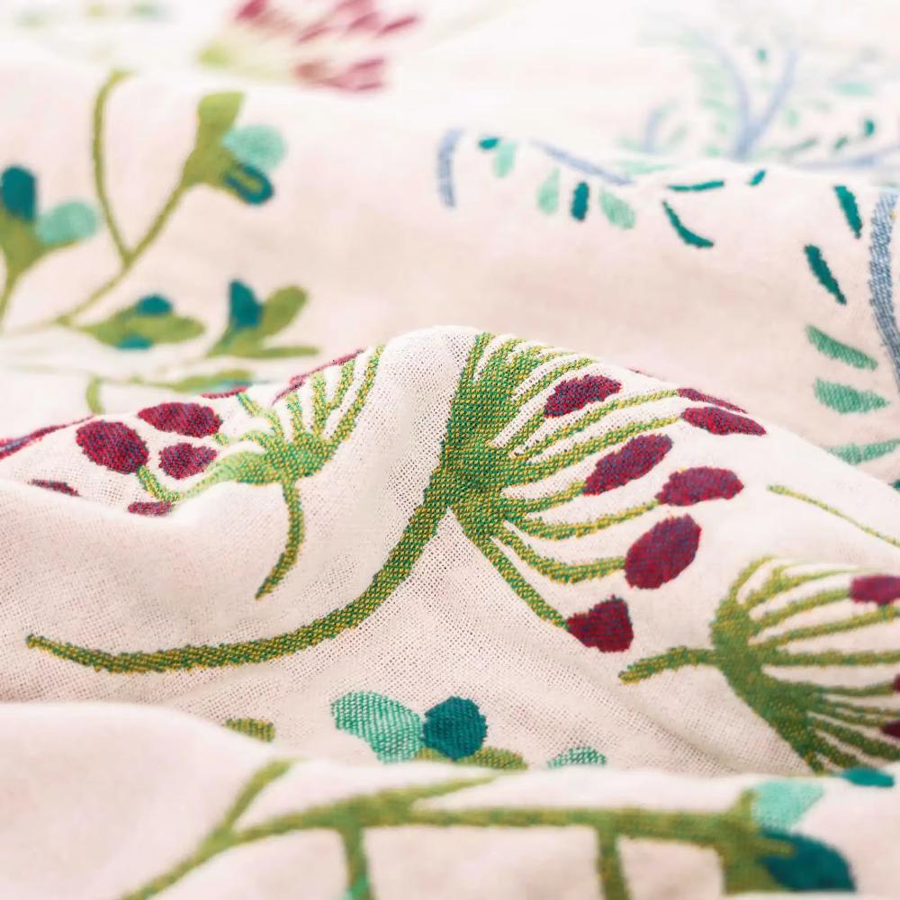 Coperta con motivo floreale elegante