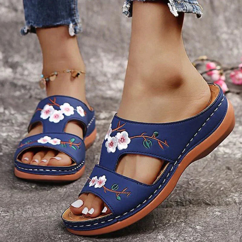 Velanora - Orthopedic Retro Flower Sandals
