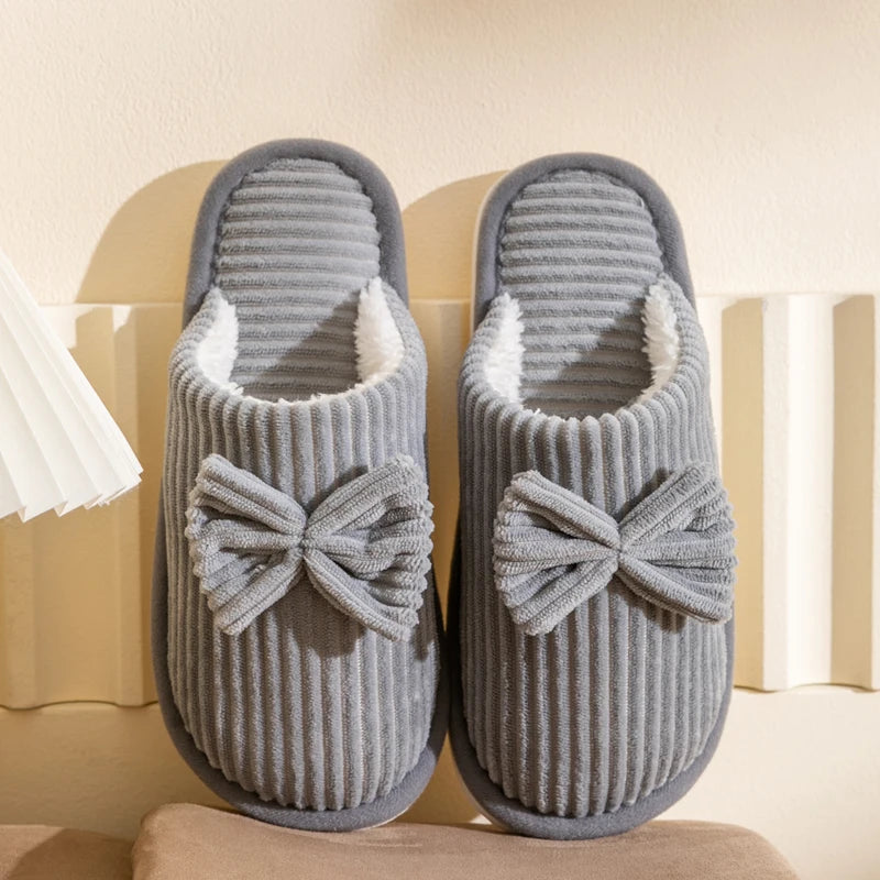 Susanna | Pantoffels met een elegante strik en antislipzool