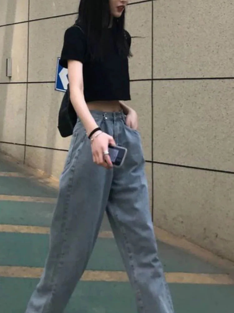 UrbanChic Cropped T-Shirt for Women