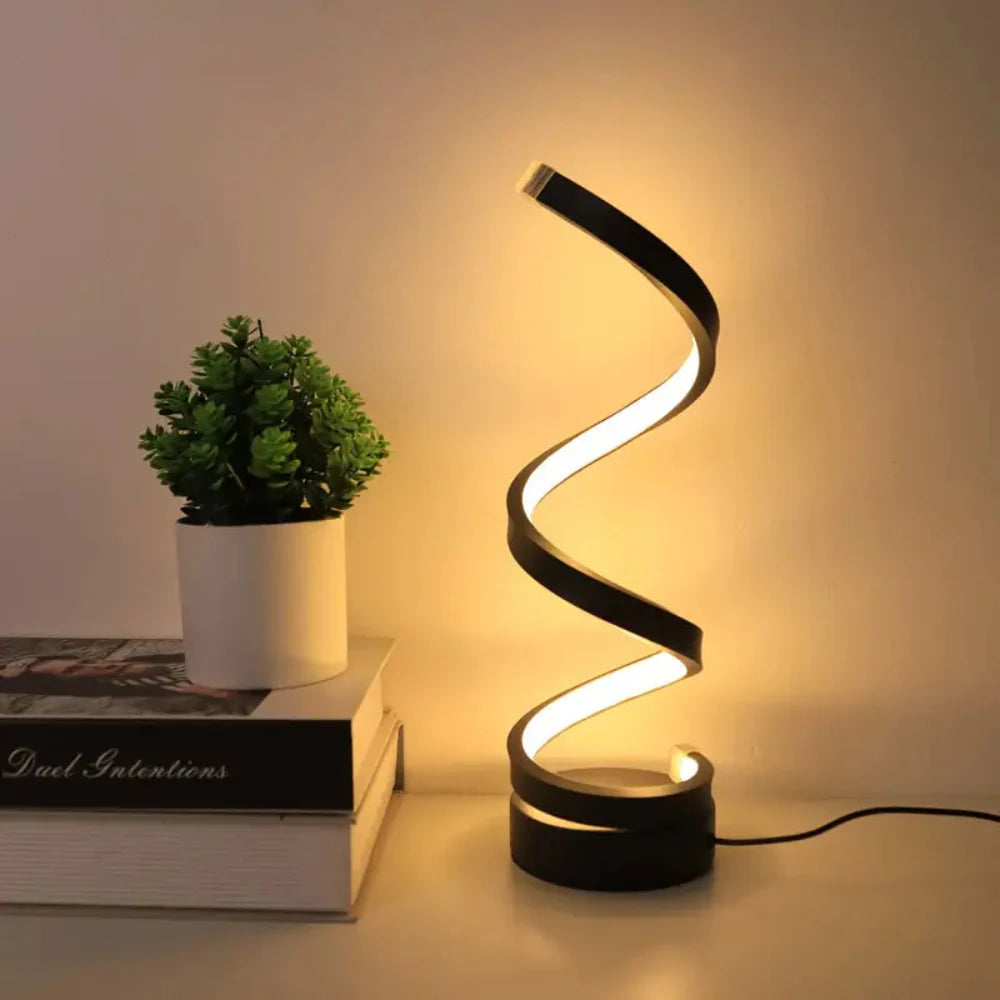 Lampada da tavolo con LED e design a spirale
