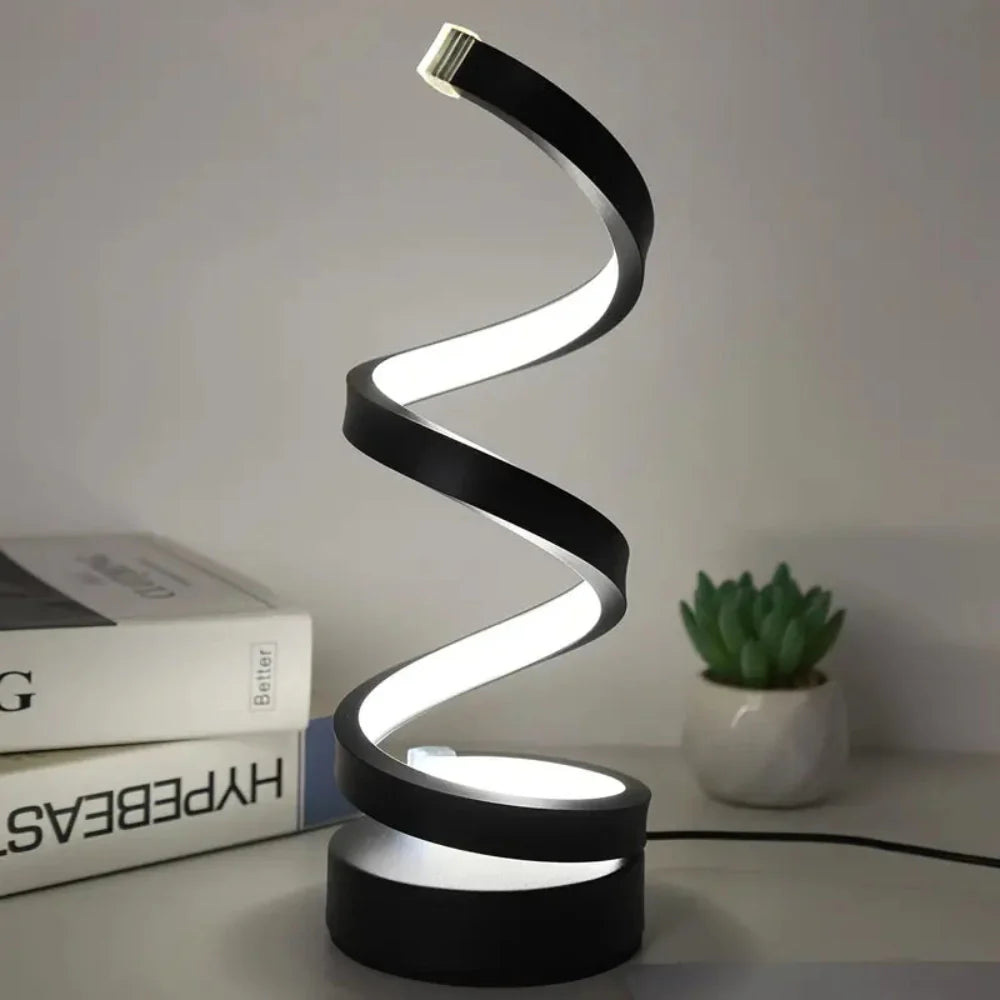 Lampada da tavolo con LED e design a spirale