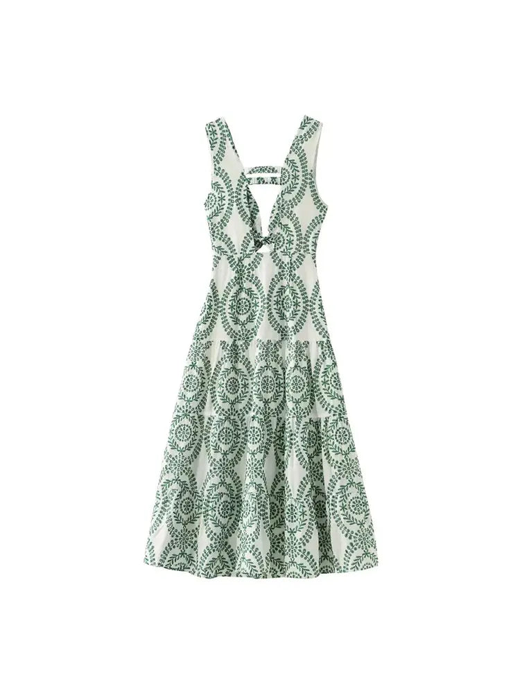 Zomerse Geborduurde Midi Jurk van FashionElegance