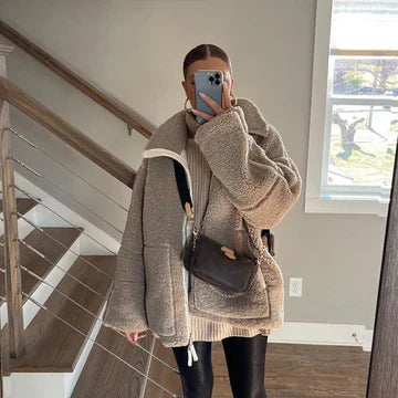 Velanora | oversized teddyjack