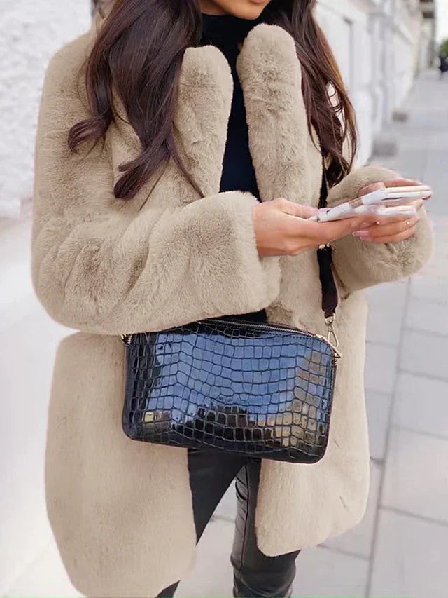 Vanessa | Knuffelige elegante teddy jas