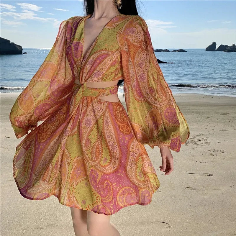 Sommerliche Blumen Strandkleid von Zomeroase 2024