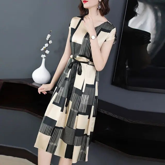 Aurora Vintage Geometric Summer Dress With V-Neck