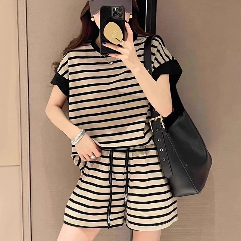 Frische Mode Sommerliche Streifen Stil Set