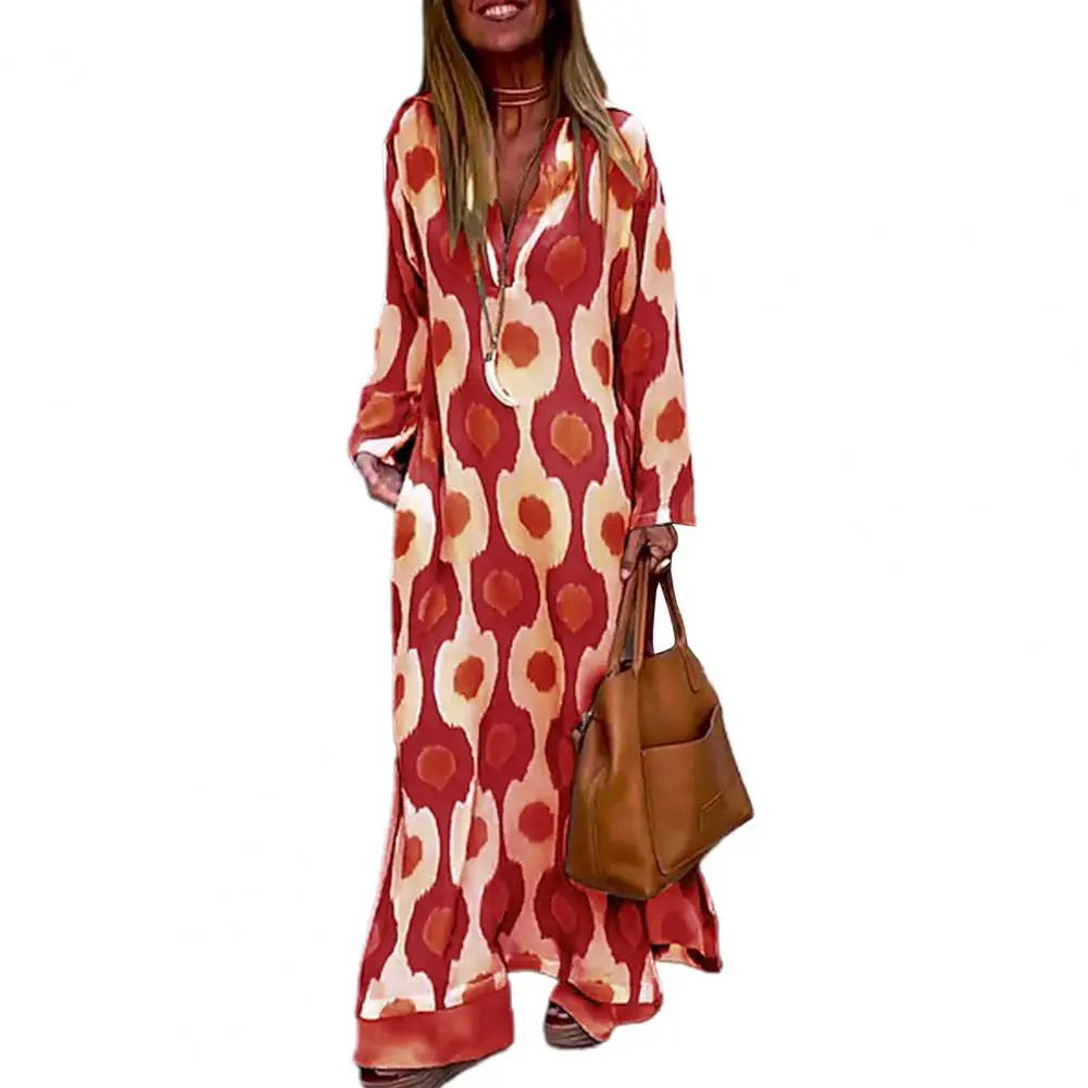 Elegante abito maxi estivo con stampa e scollo a V