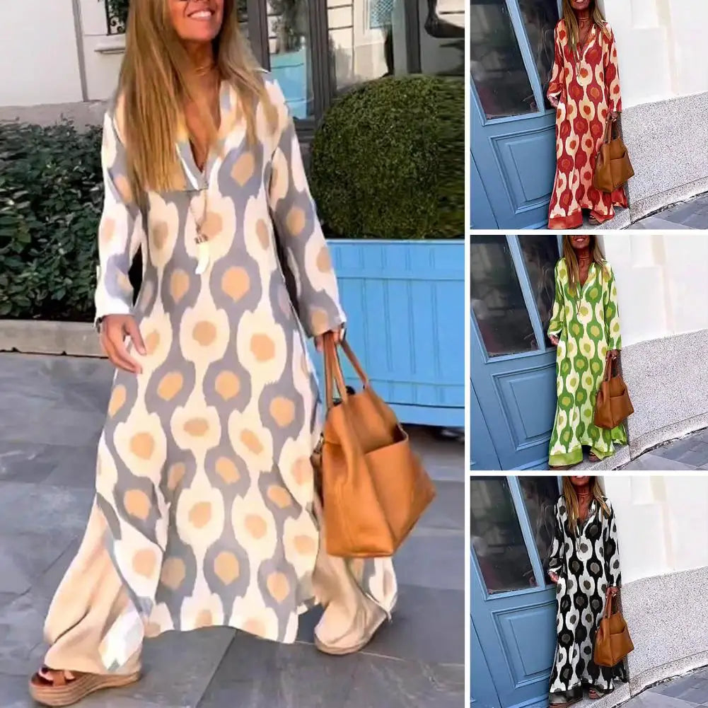 Elegante abito maxi estivo con stampa e scollo a V