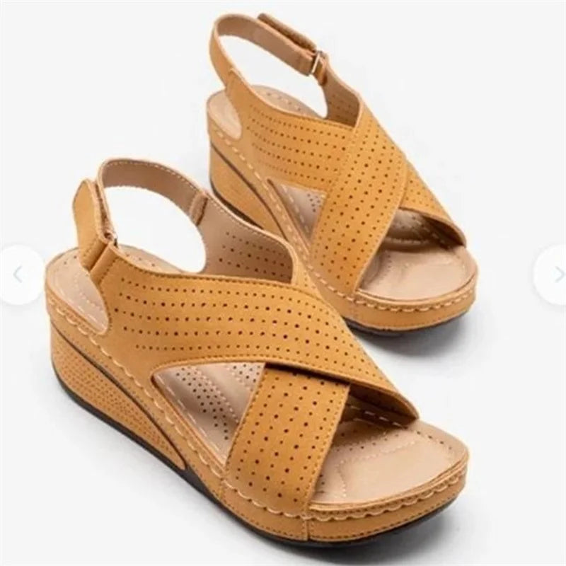 Sandali estivi da donna con zeppa cava estiva