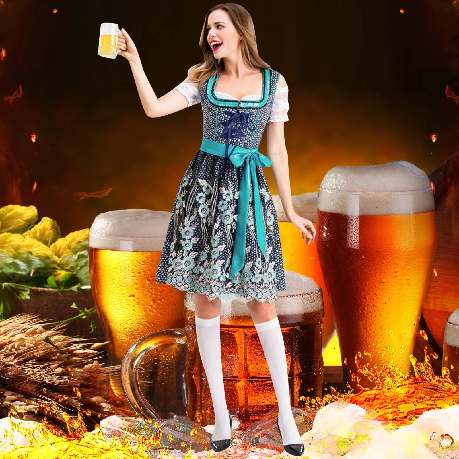 Strahlend auf dem Oktoberfest in unserem bezaubernden Dirndl Kleid!