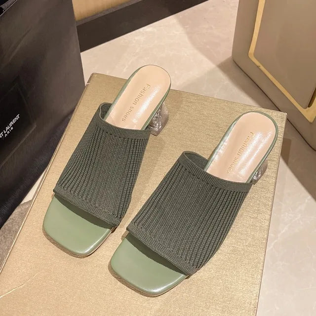 Women's Slippers - Closed Toe, Comfortable and Stylish for Outdoors - Medium Heel