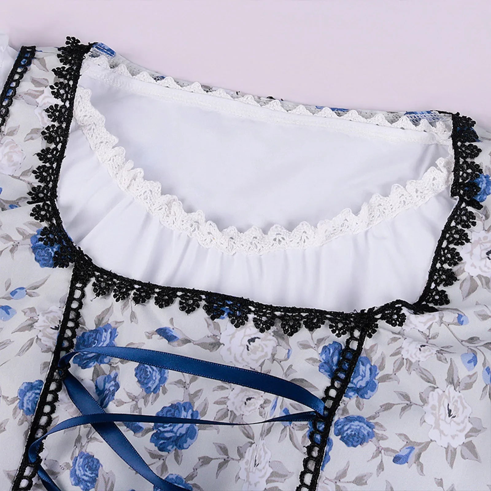 Schitter in Stijl met de Velanora Beierse Dirndl Jurk op Oktoberfest