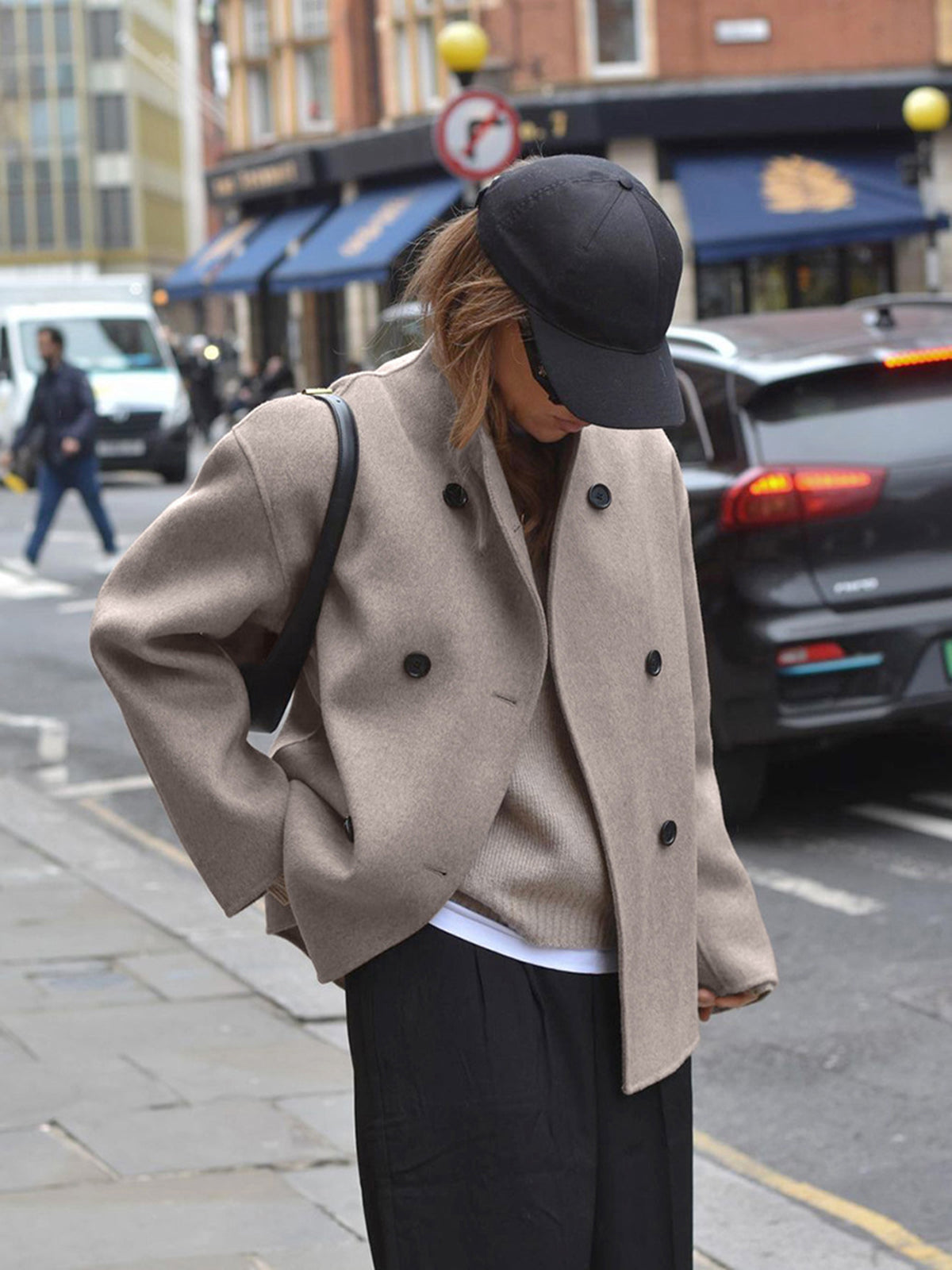 Romy | Knoopsluiting Comfortabel Jasje