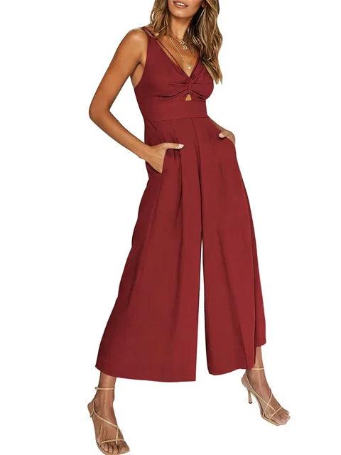 V-hals jumpsuit van Zonnestraal Mode.