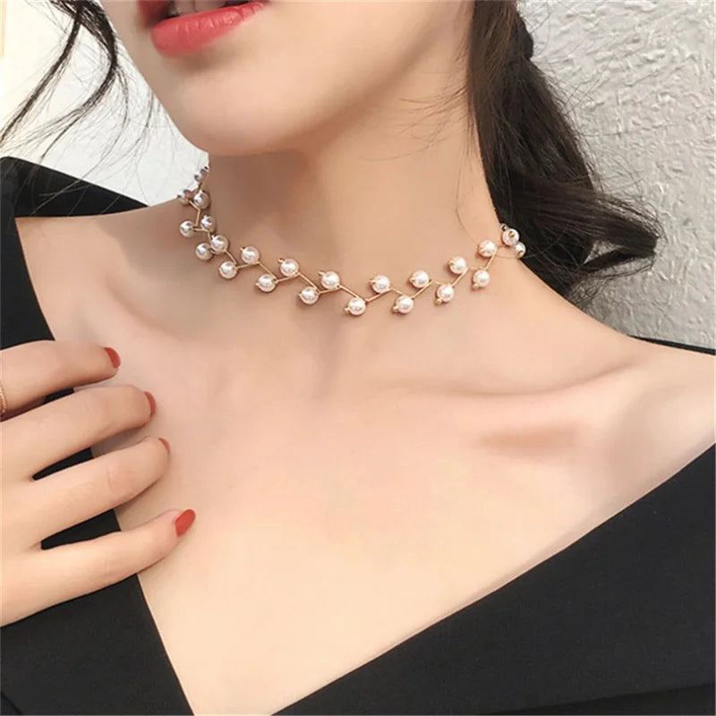Aurora Pearl Collarbone Necklace for Women