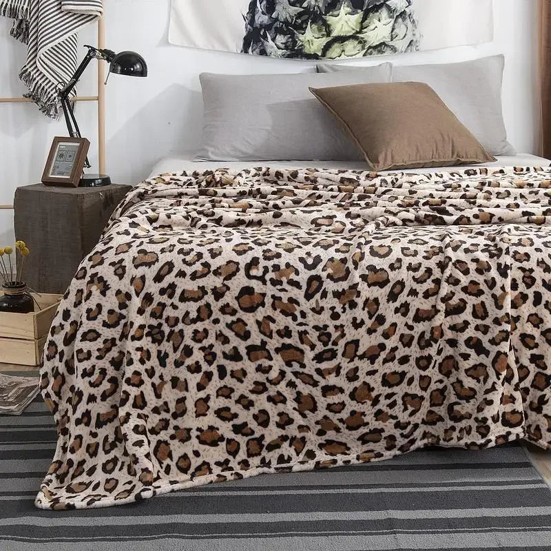 Yara | Blanket | Leopard print