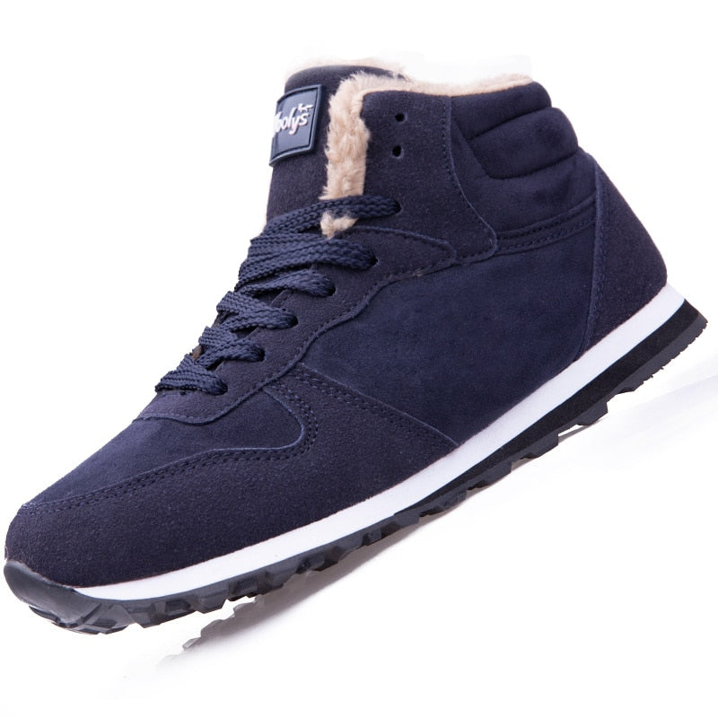 Zerra Ankle Boot in donkerblauw met een warme voering, perfect voor de koudere dagen. De combinatie van sportieve stijl en comfort maakt deze schoenen een ideale keuze voor dagelijks gebruik. De stevige zool zorgt voor grip en stabiliteit, terwijl de veters zorgen voor een goede pasvorm.