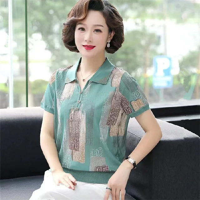Abbigliamento estivo da donna con scollo a V e maniche corte in stampa a quadretti e a righe