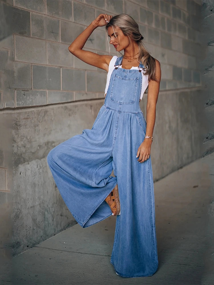 Salopette di denim estiva per donne