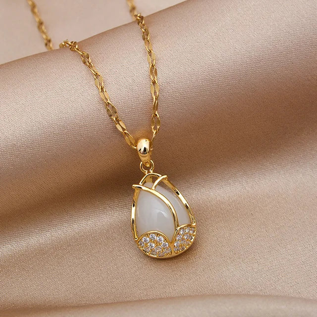 Enchanting South Korean Fashion Tulip Flower Necklace for Women