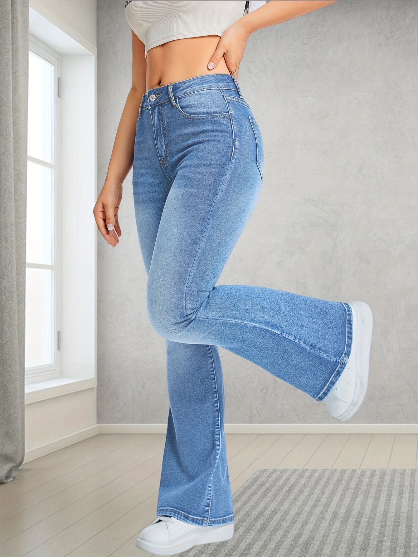 Jeans Bootcut Aurora per Look Quotidiani Eleganti